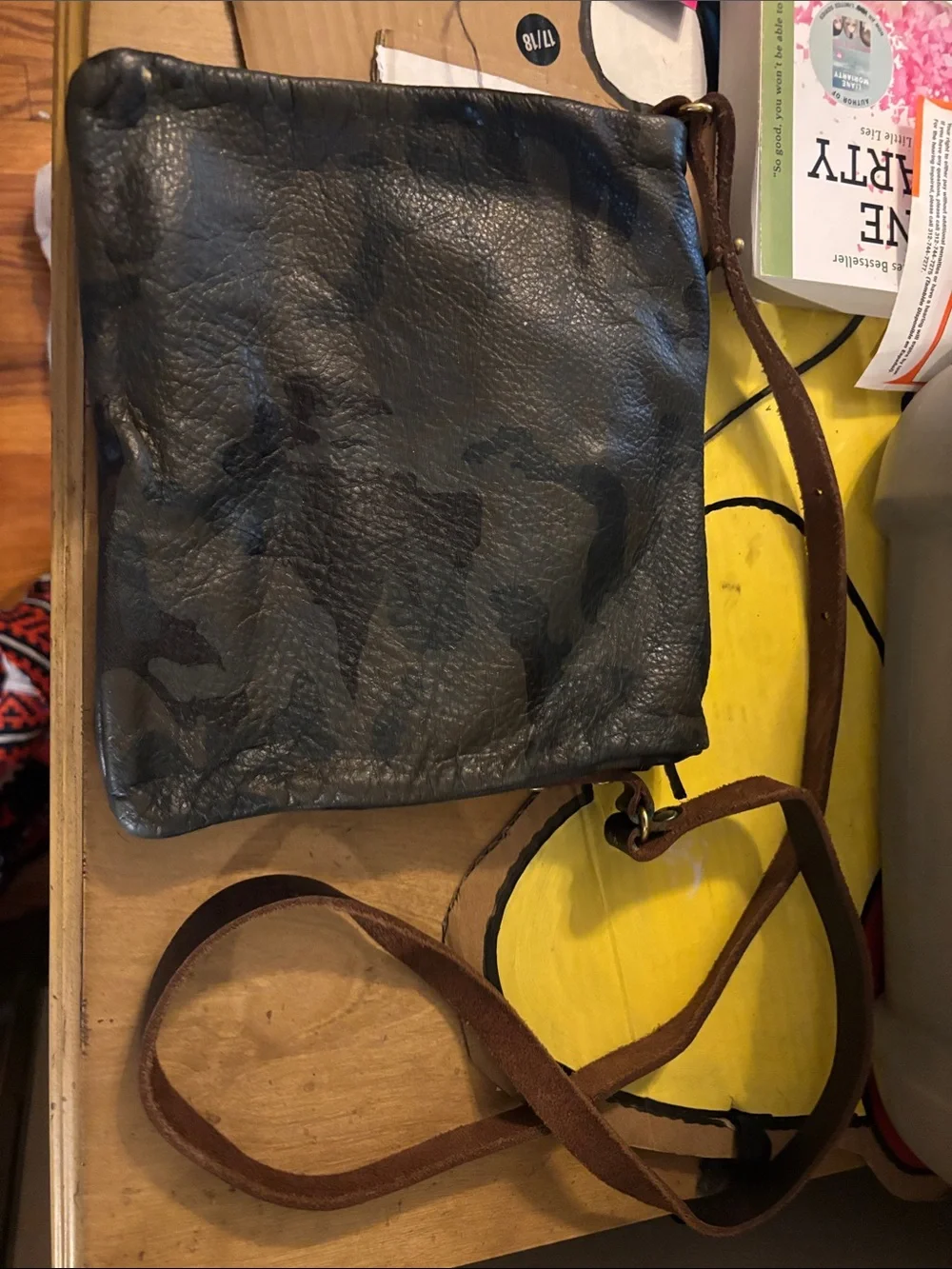 Men's Camouflage Leather Messenger Bag - Black/Gray